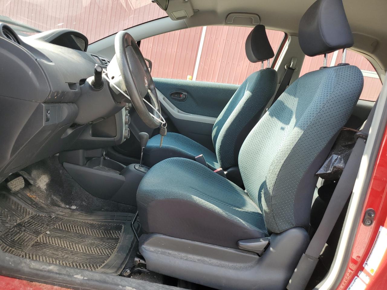 2008 Toyota Yaris VIN: JTDJT923185177145 Lot: 71818905