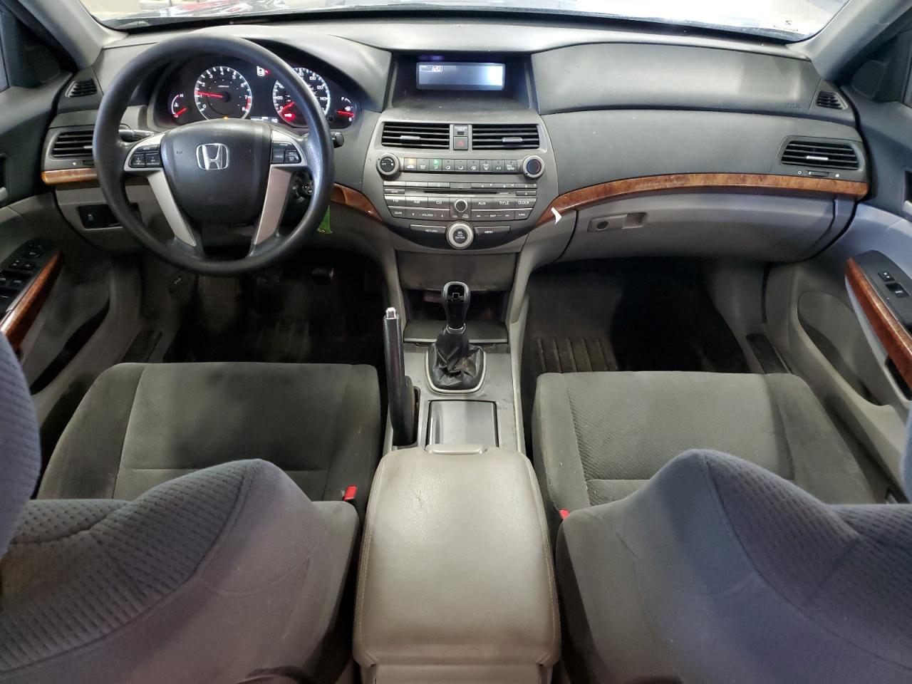 2011 Honda Accord Ex VIN: 1HGCP2E75BA103164 Lot: 81241565