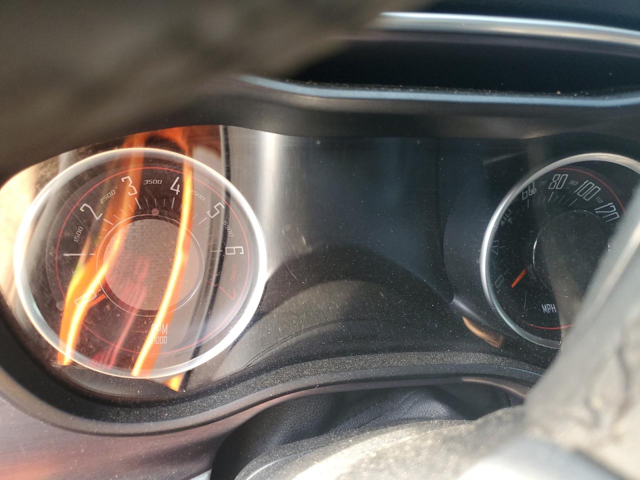 2018 Dodge Challenger Sxt VIN: 2C3CDZAG4JH310770 Lot: 84802755