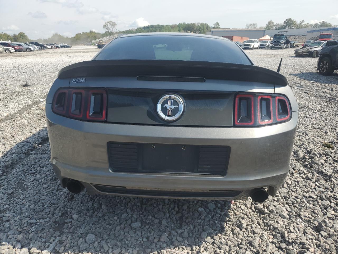 2014 Ford Mustang VIN: 1ZVBP8AM0E5260555 Lot: 83899125