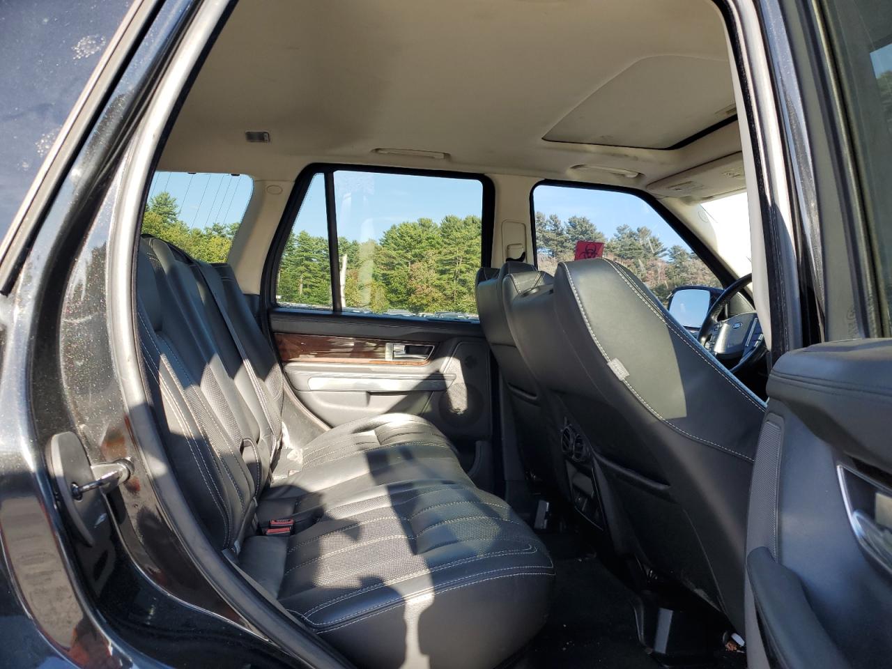 2011 Land Rover Range Rover Sport Lux VIN: SALSK2D43BA268364 Lot: 81653755