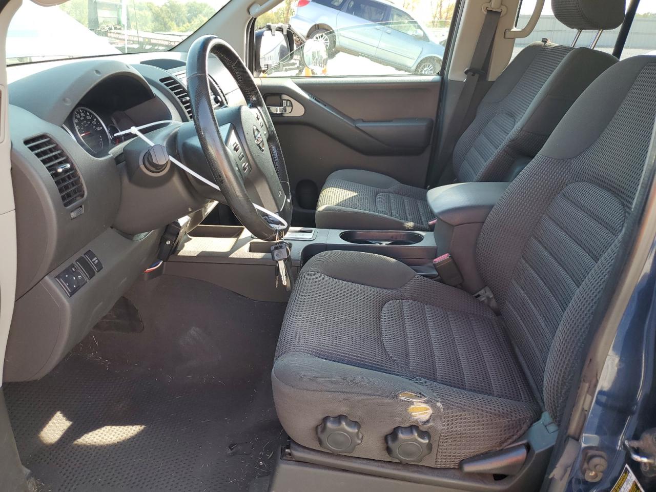2008 Nissan Frontier Crew Cab Le VIN: 1N6AD07W98C441863 Lot: 81140965