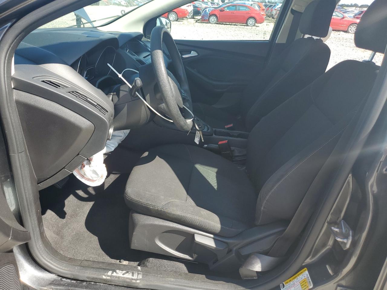 2017 Ford Focus Se VIN: 1FADP3F26HL203143 Lot: 81853275