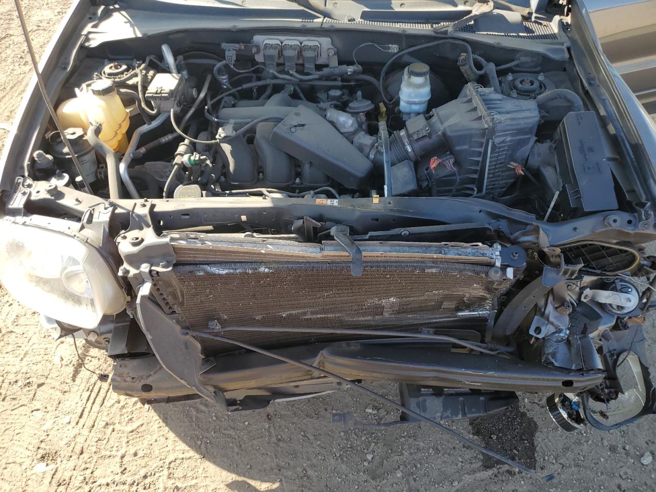 2005 Ford Escape Limited VIN: 1FMCU04195KC43088 Lot: 84524635