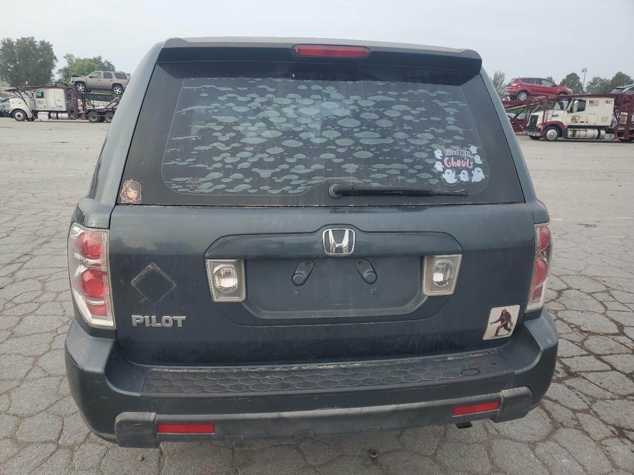 2006 Honda Pilot Lx VIN: 5FNYF281X6B002018 Lot: 81557635