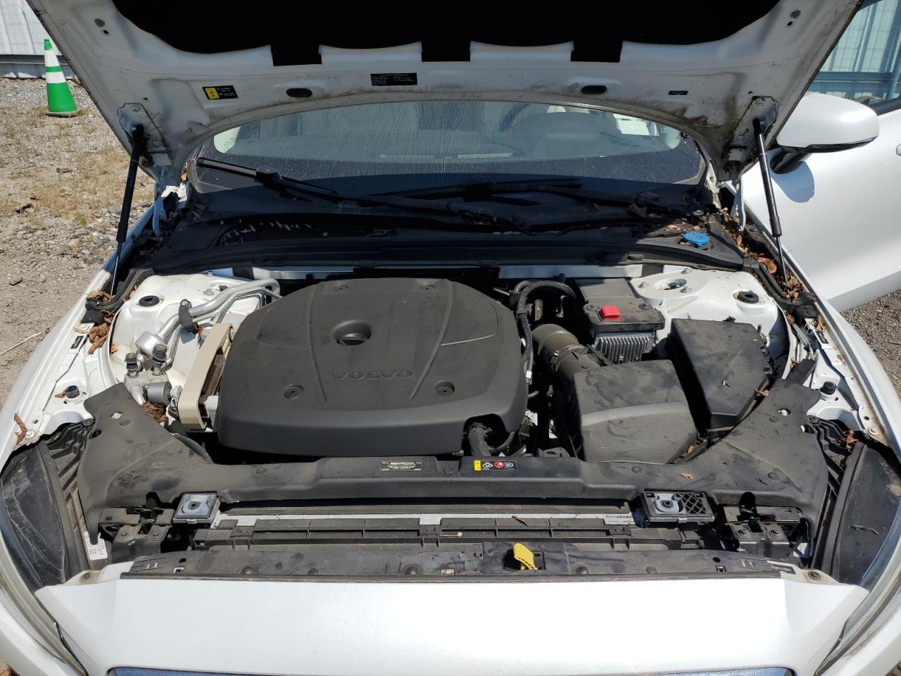 2020 Volvo S60 T5 Momentum VIN: 7JR102FK1LG060813 Lot: 70835255