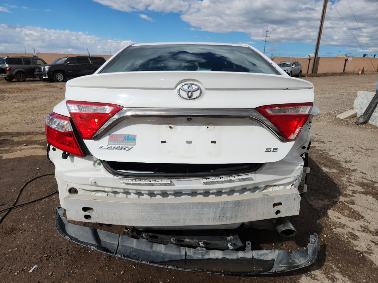 2015 Toyota Camry Le VIN: 4T1BF1FK1FU033916 Lot: 84438065