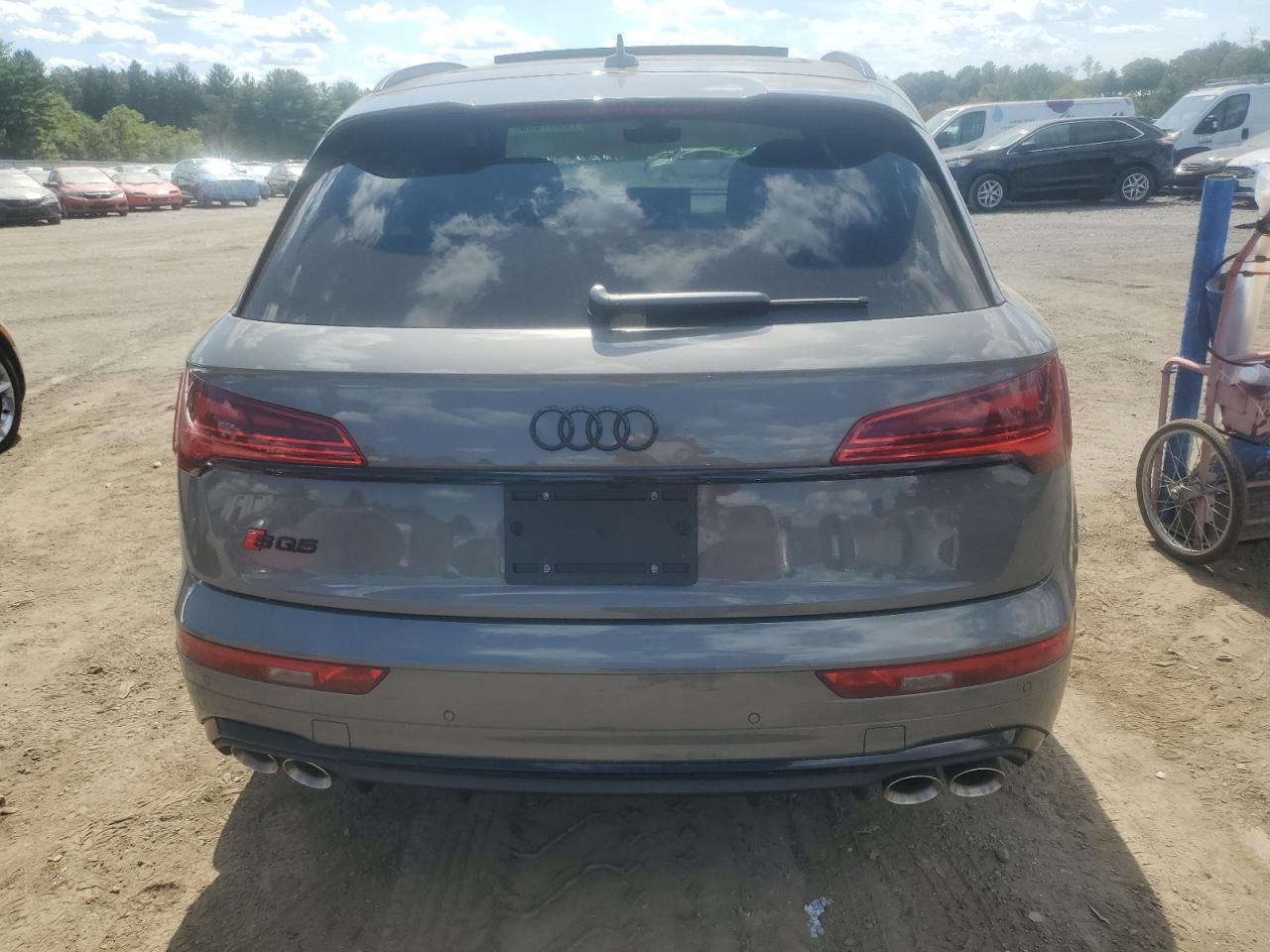 2024 Audi Sq5 Premium Plus VIN: WA1B4AFY2R2152115 Lot: 70687835