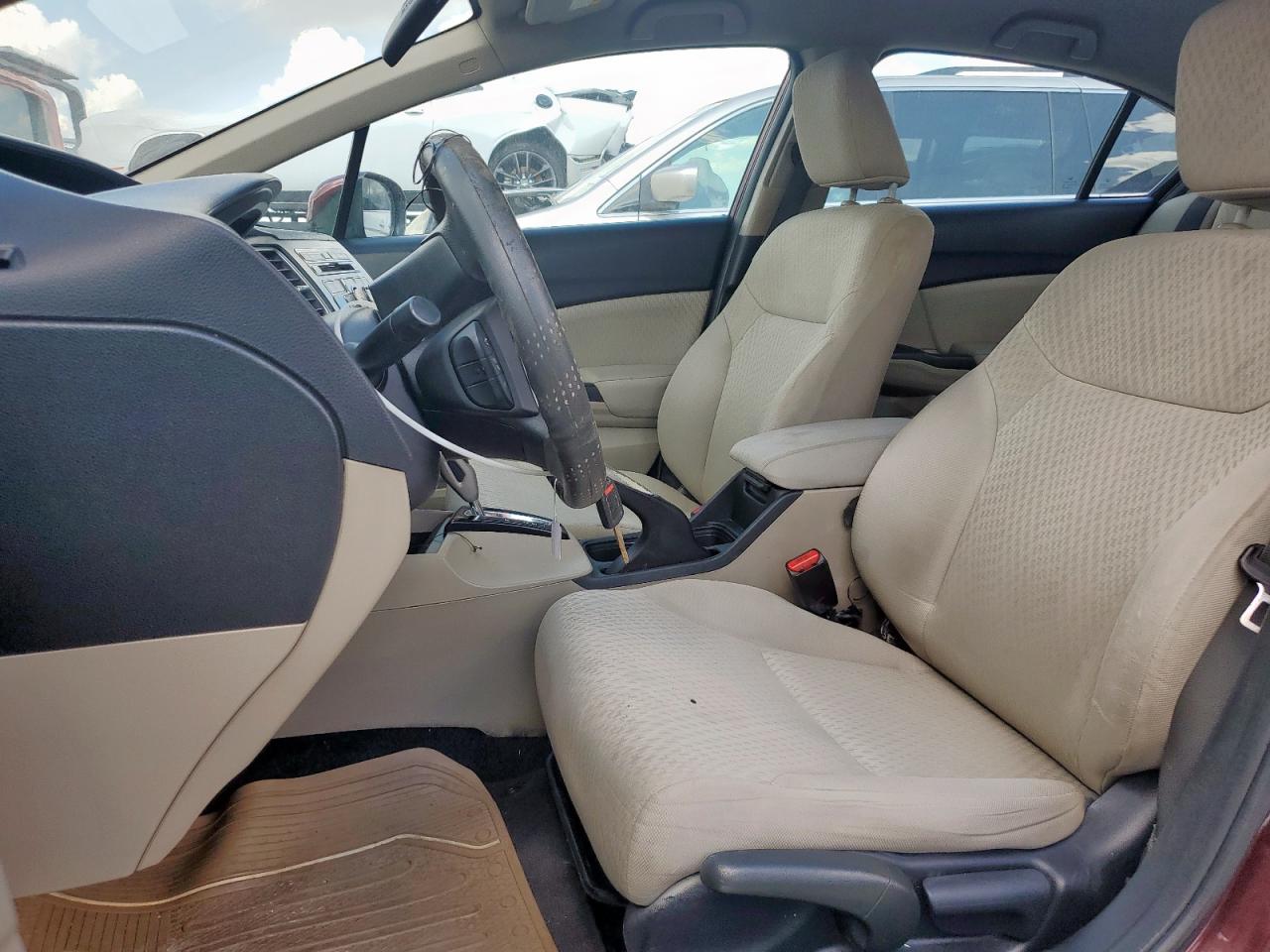 2014 Honda Civic Lx VIN: 19XFB2F5XEE033878 Lot: 84217845