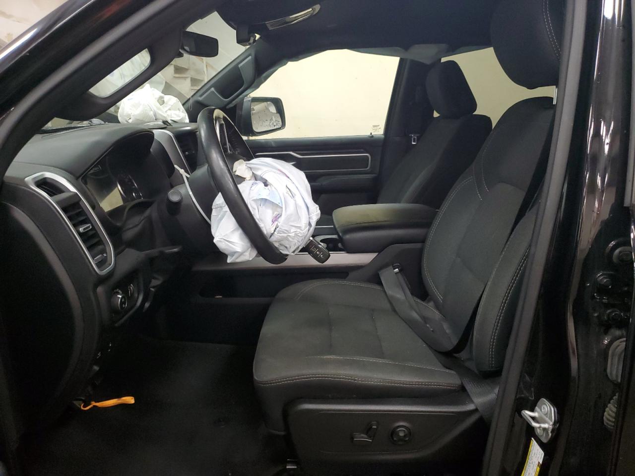 2020 Ram 1500 Big Horn/Lone Star VIN: 1C6SRFFT2LN241835 Lot: 81014435