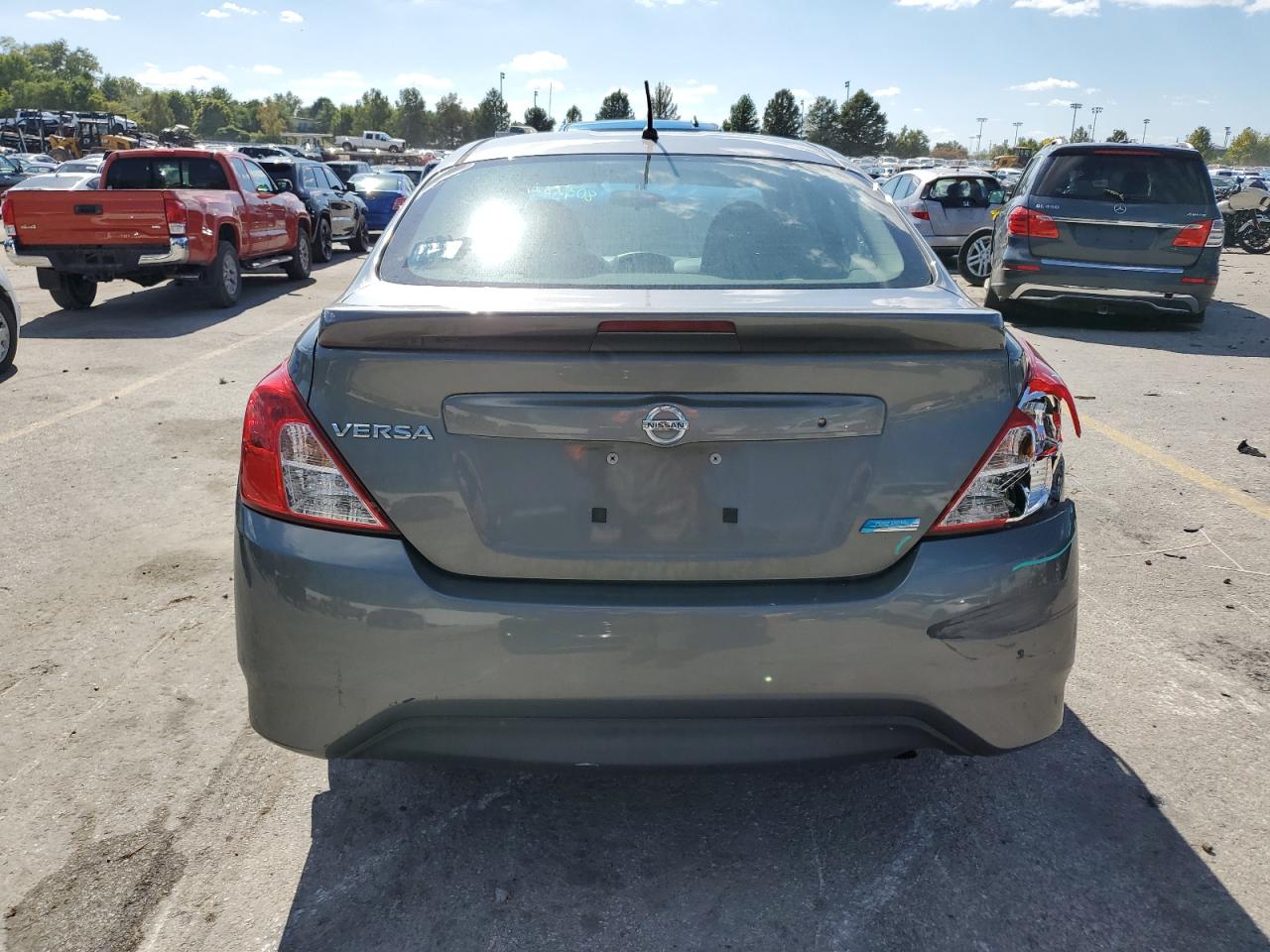 2016 Nissan Versa S VIN: 3N1CN7AP5GL826569 Lot: 80328215
