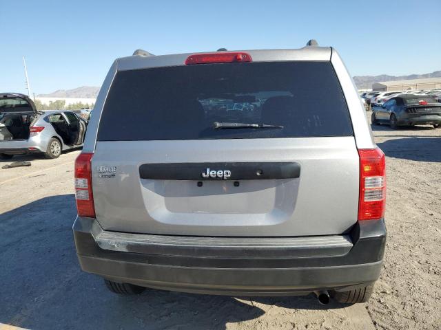 Паркетники JEEP PATRIOT 2016 Серебристый