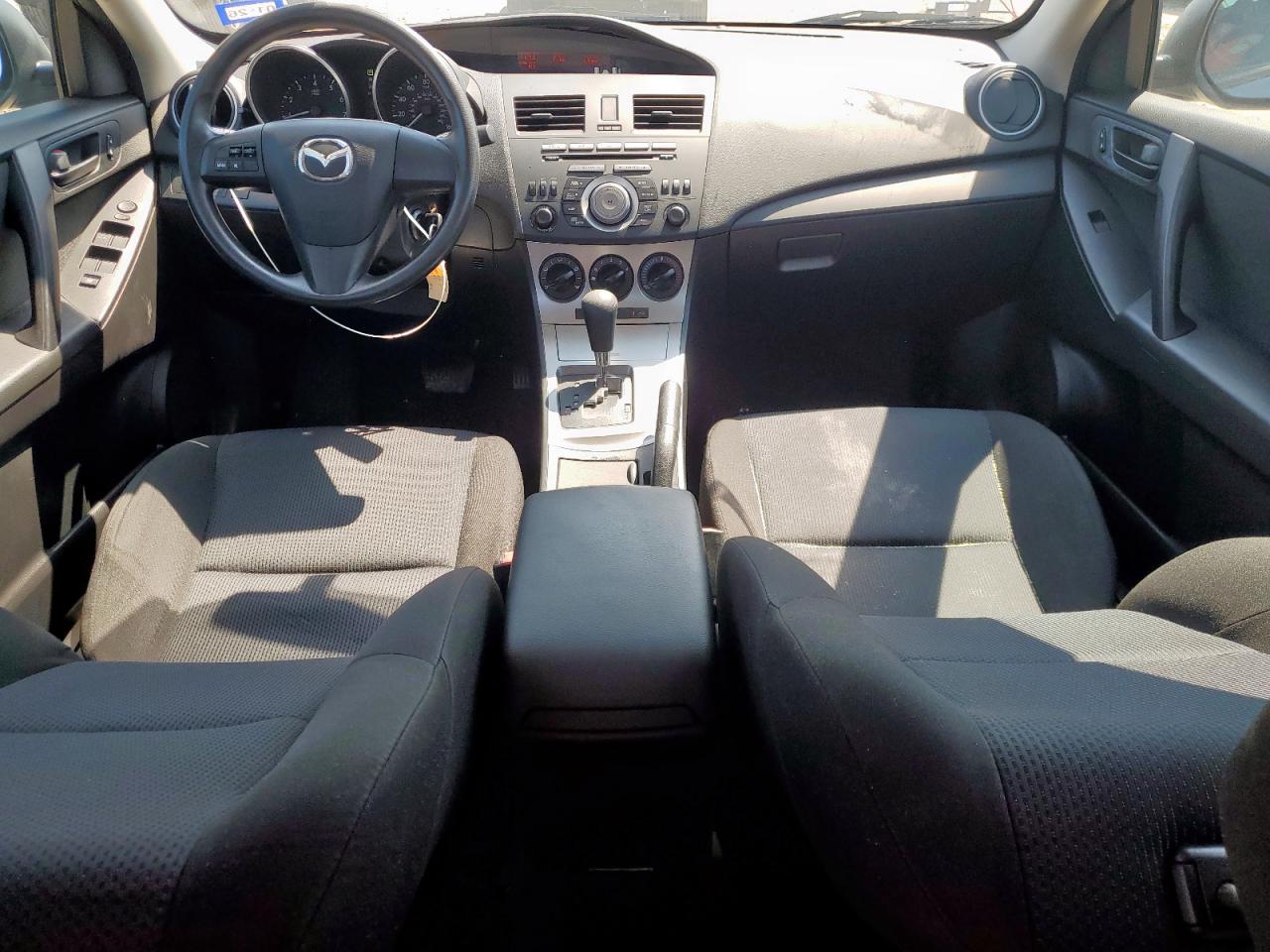 2011 Mazda 3 I VIN: JM1BL1UGXB1415983 Lot: 71654445