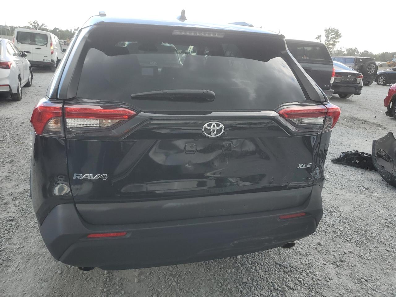 2022 Toyota Rav4 Xle VIN: 2T3W1RFV8NW190552 Lot: 81085815