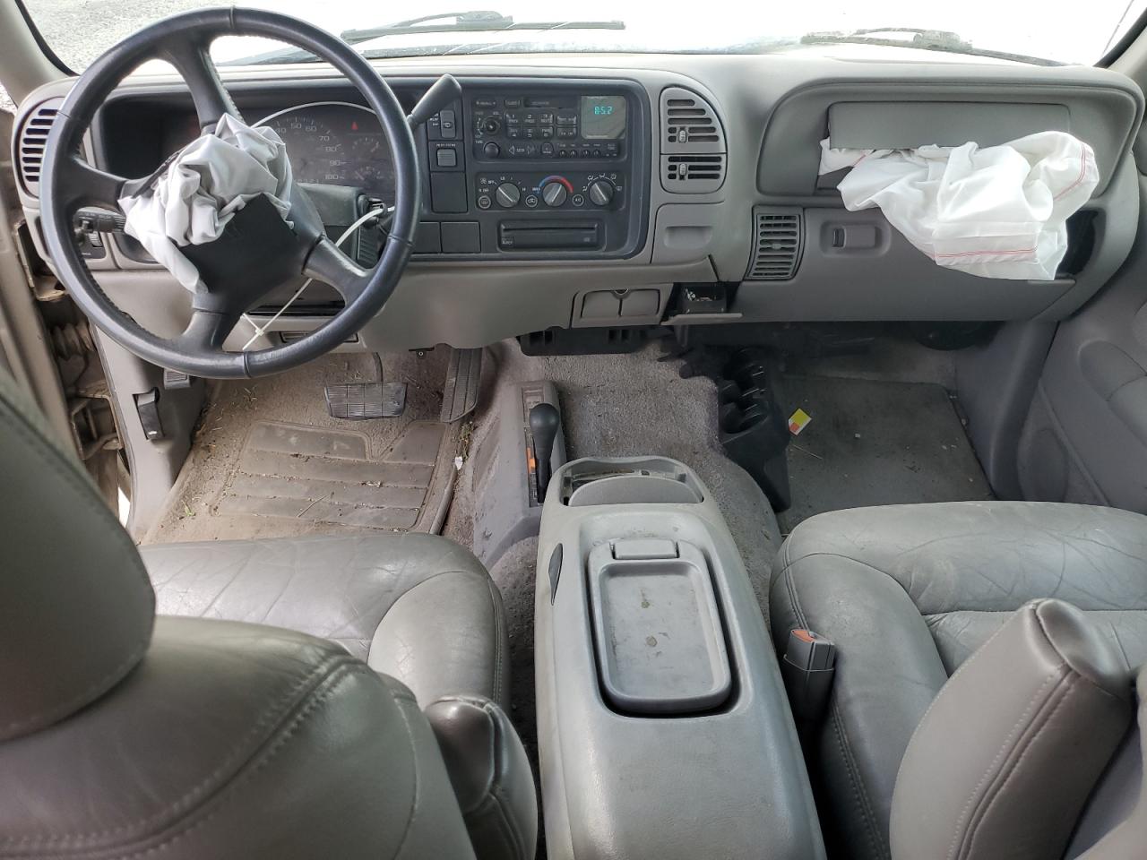 1999 Chevrolet Tahoe K1500 VIN: 1GNEK13R2XJ307813 Lot: 82113345