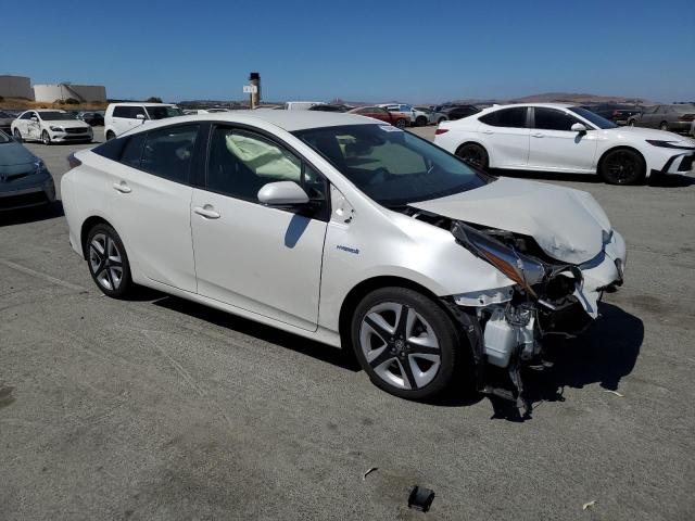  TOYOTA PRIUS 2016 Белы