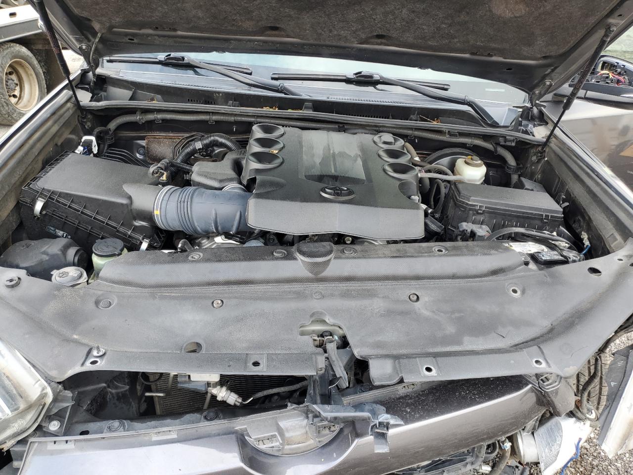 2020 Toyota 4Runner Sr5 VIN: JTEZU5JRXL5226085 Lot: 81752315