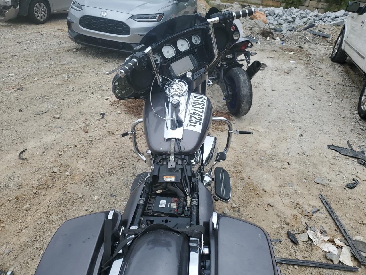 2017 Harley-Davidson Flhxs Street Glide Special VIN: 1HD1KRC12HB634495 Lot: 81837425