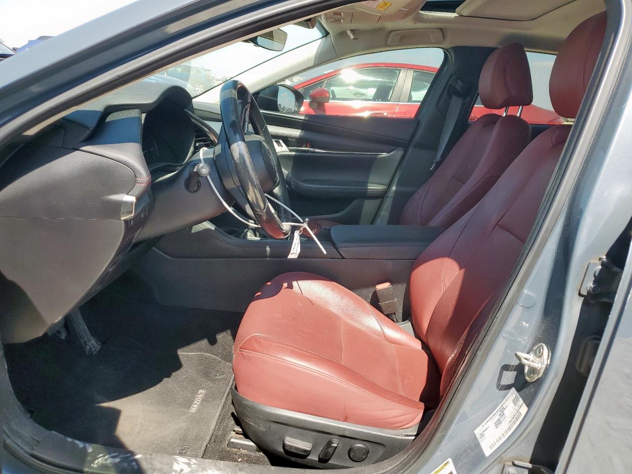 2022 Mazda 3 Preferred VIN: 3MZBPACL1NM318792 Lot: 82146275