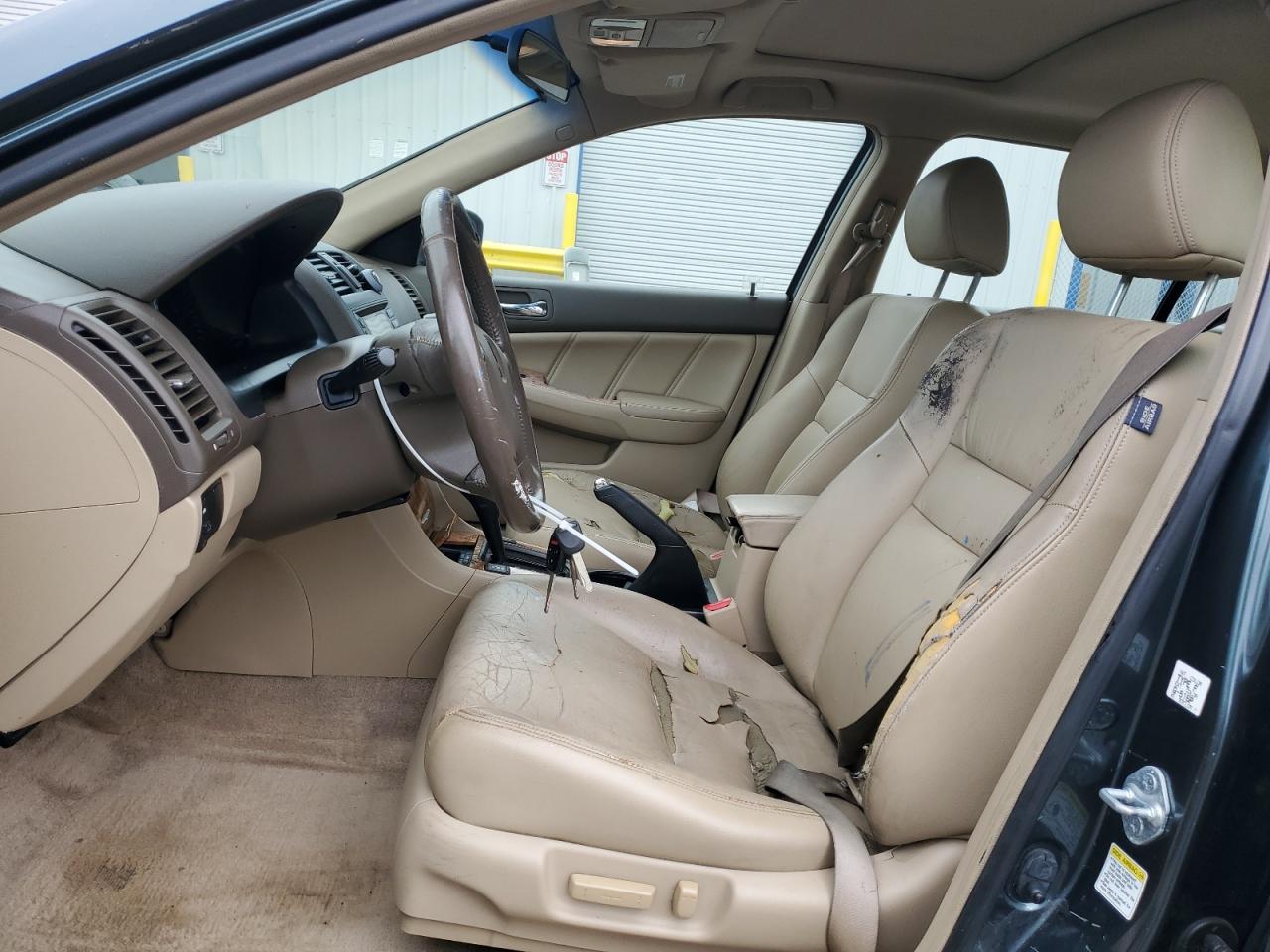 2005 Honda Accord Ex VIN: JHMCM56815C004557 Lot: 81822885