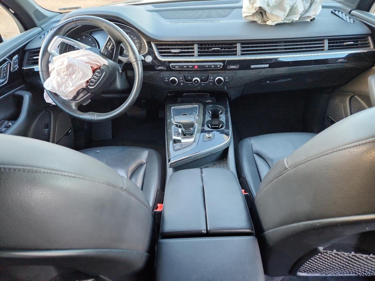 2017 Audi Q7 Premium Plus VIN: WA1LABF72HD020551 Lot: 84048255