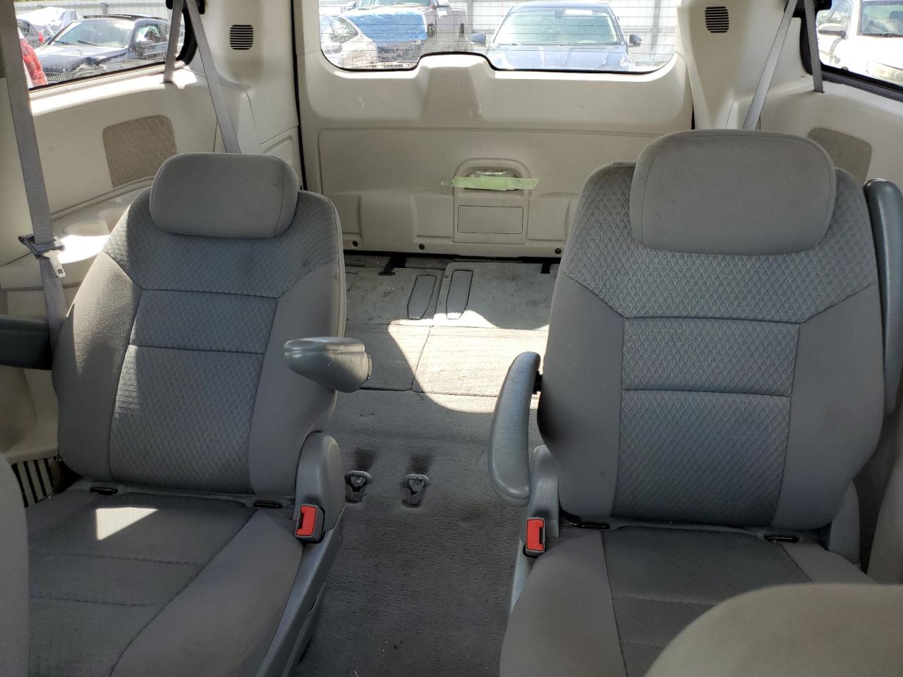 2010 Chrysler Town & Country Touring VIN: 2A4RR5D18AR432771 Lot: 84212115