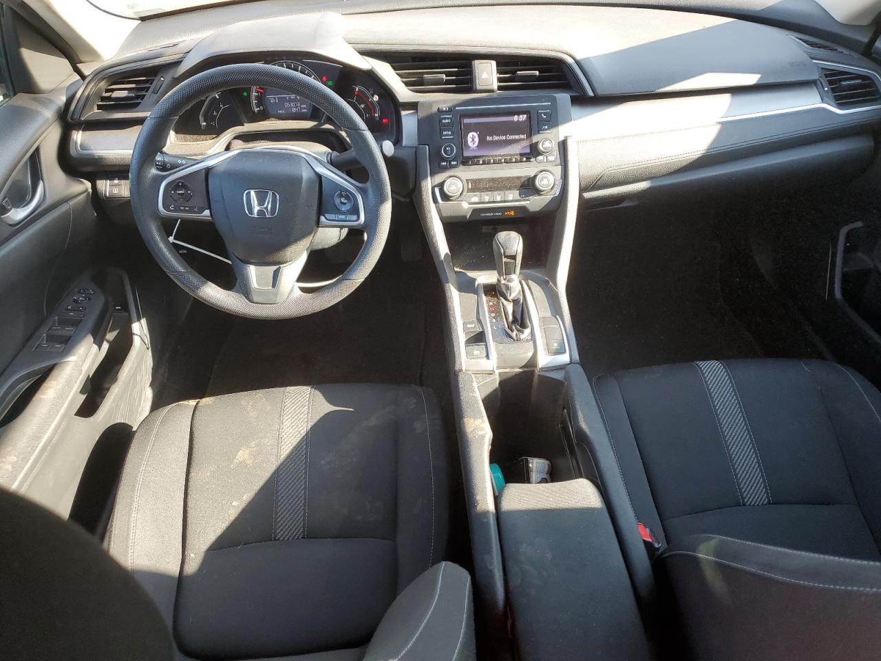 2018 Honda Civic Lx VIN: 2HGFC2F55JH559316 Lot: 71064875