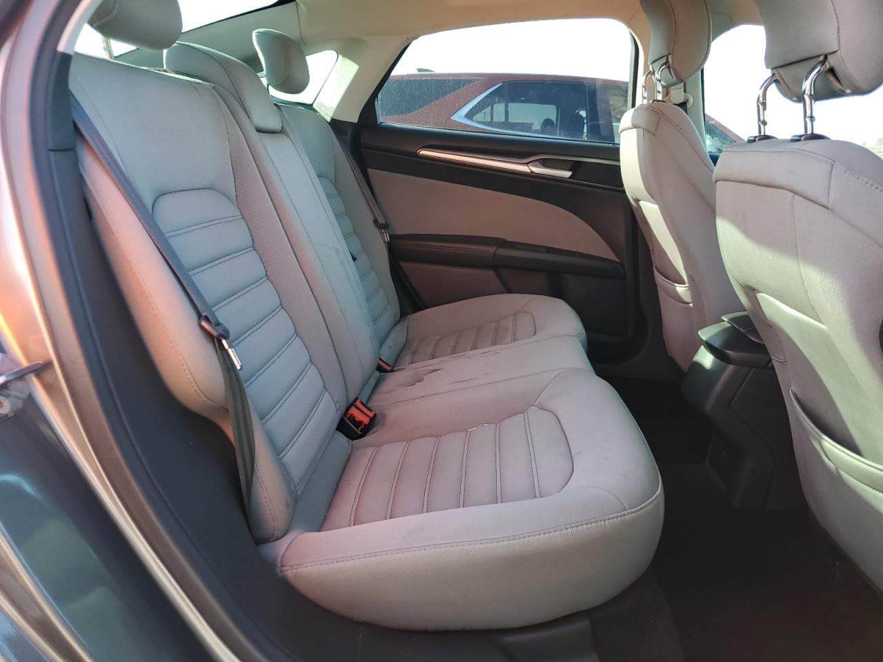 2013 Ford Fusion S VIN: 3FA6P0G71DR205220 Lot: 81844835