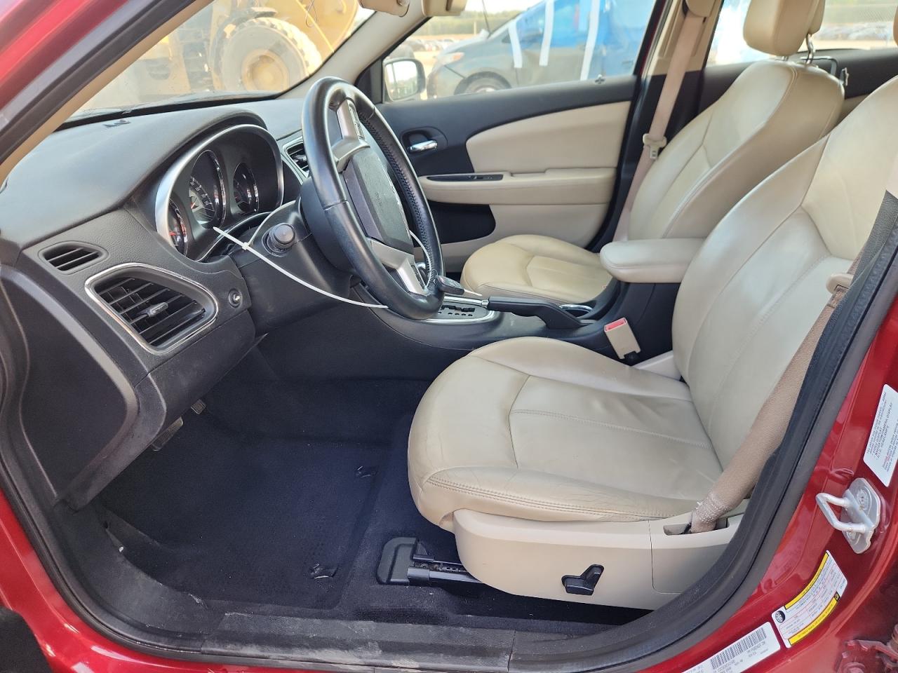 2012 Chrysler 200 Limited VIN: 1C3CCBCB0CN121605 Lot: 71966925