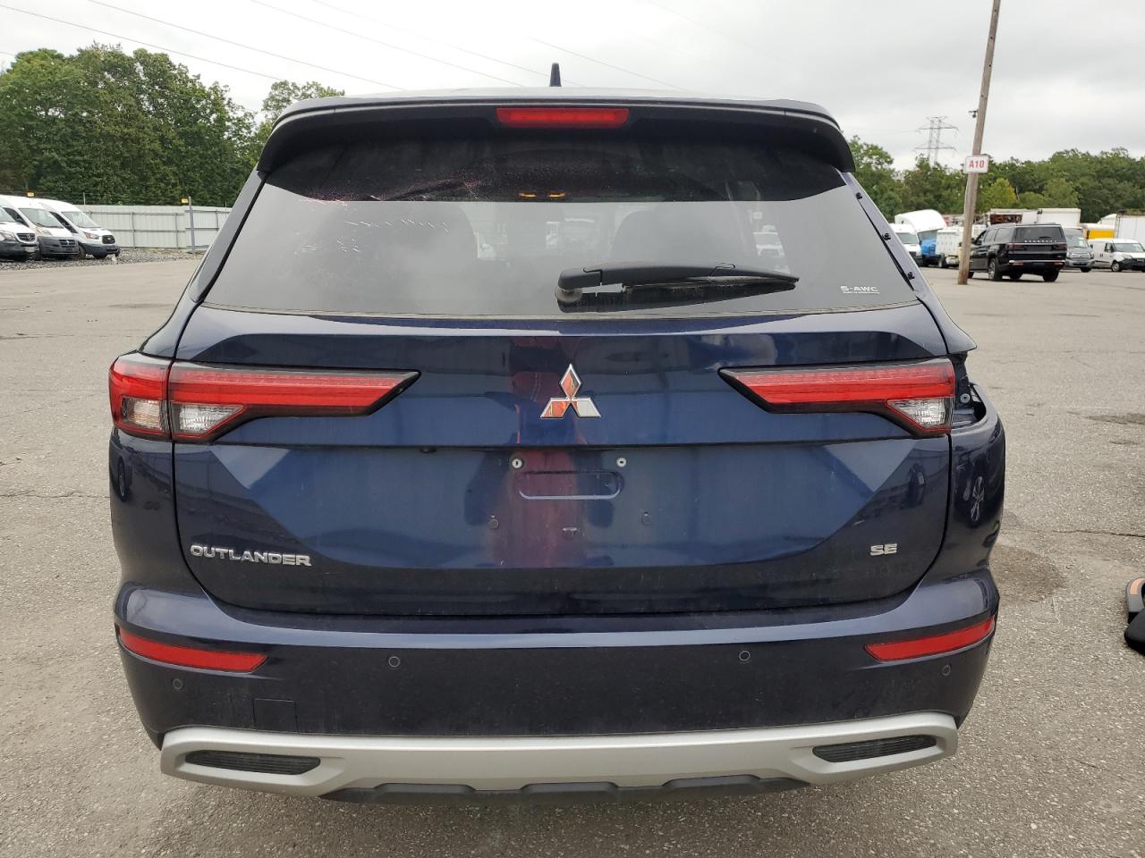 2024 Mitsubishi Outlander Se VIN: JA4J4VA80RZ063340 Lot: 71753475