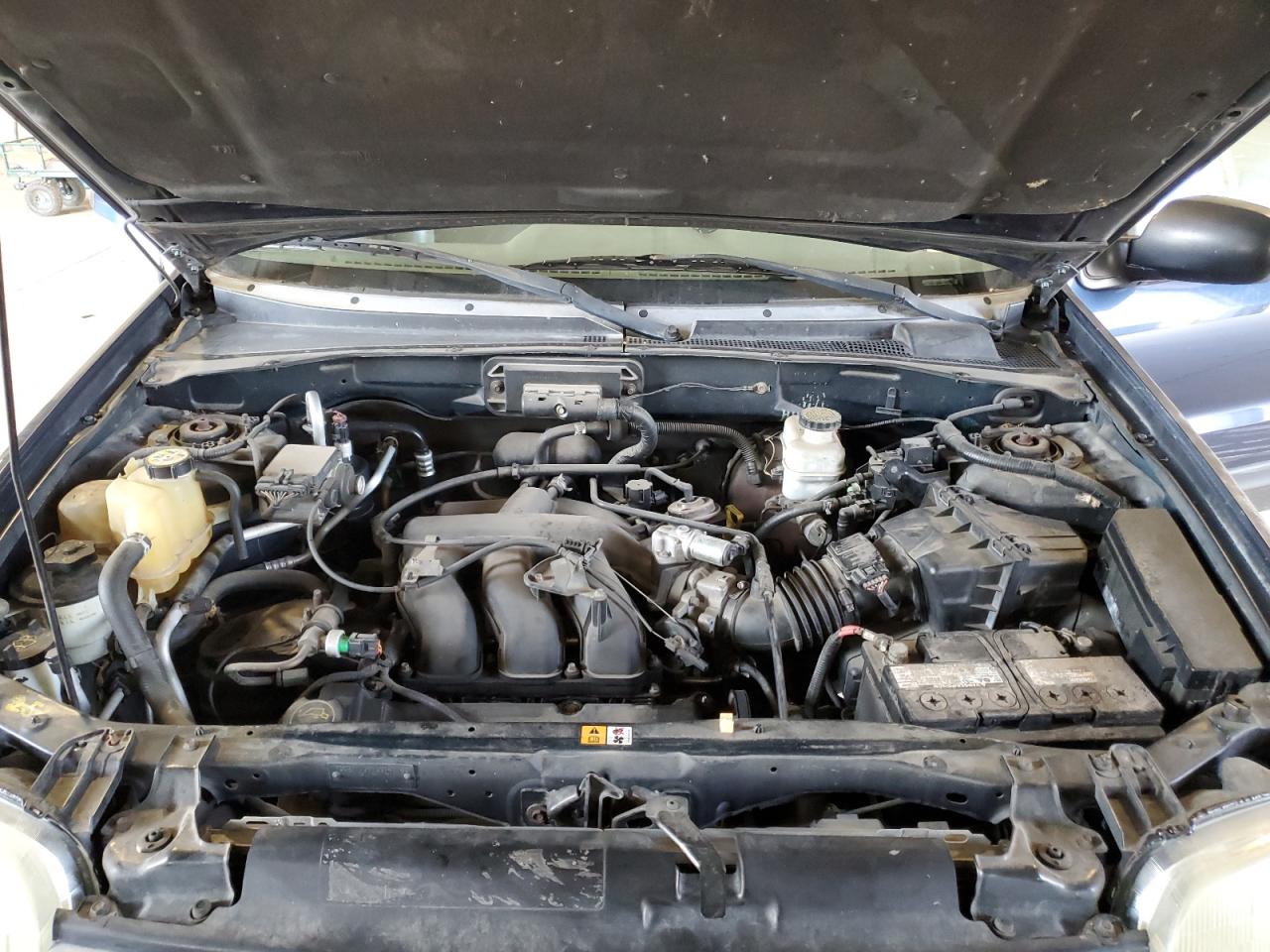 2002 Ford Escape VIN: 1FMYU04172KB24909 Lot: 84736635