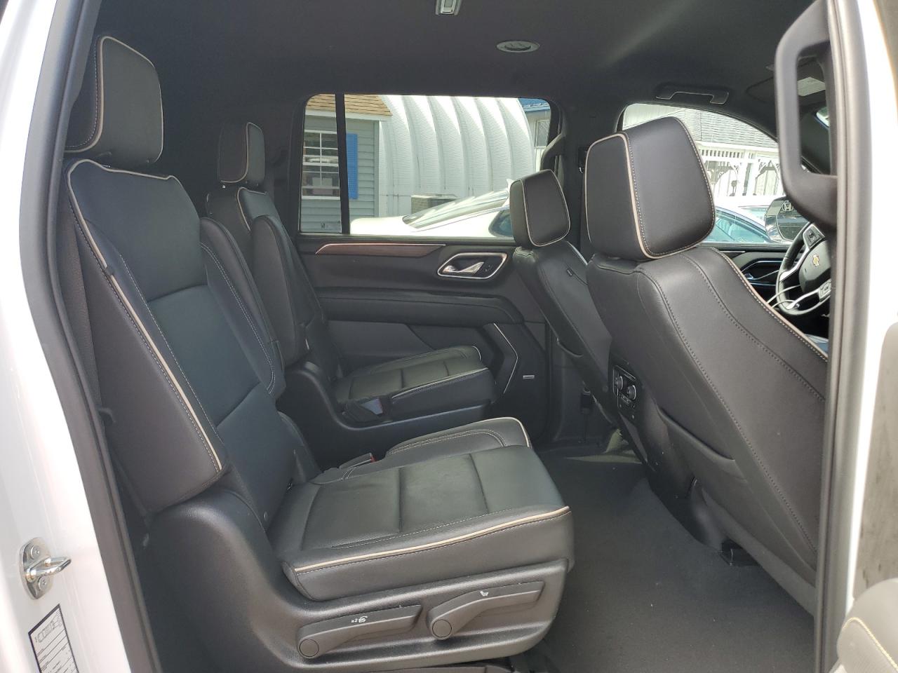 2023 Chevrolet Suburban C1500 Premier VIN: 1GNSCFKD2PR392978 Lot: 84419315