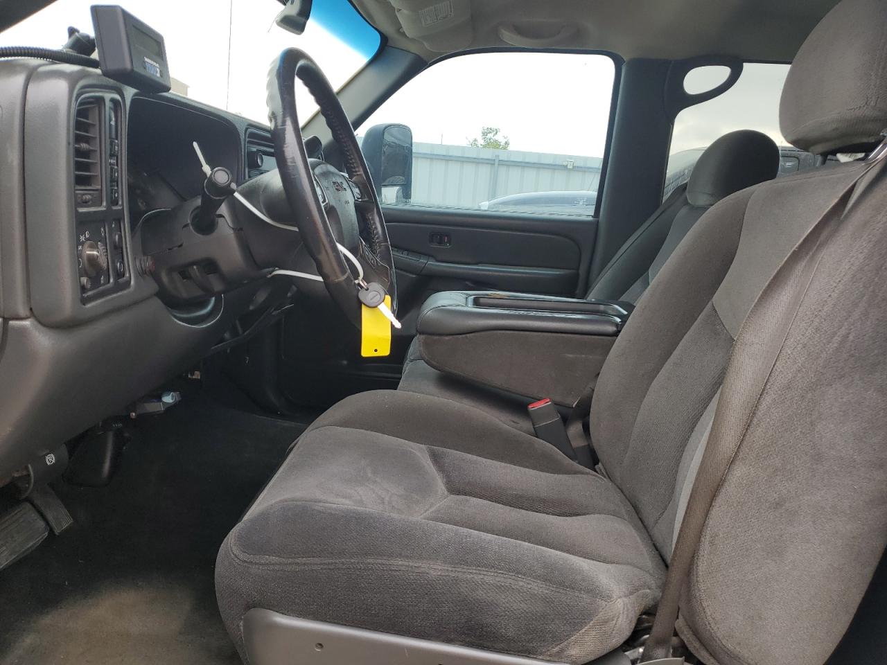 2007 GMC Sierra K2500 Heavy Duty VIN: 1GTHK23D97F184496 Lot: 83840375