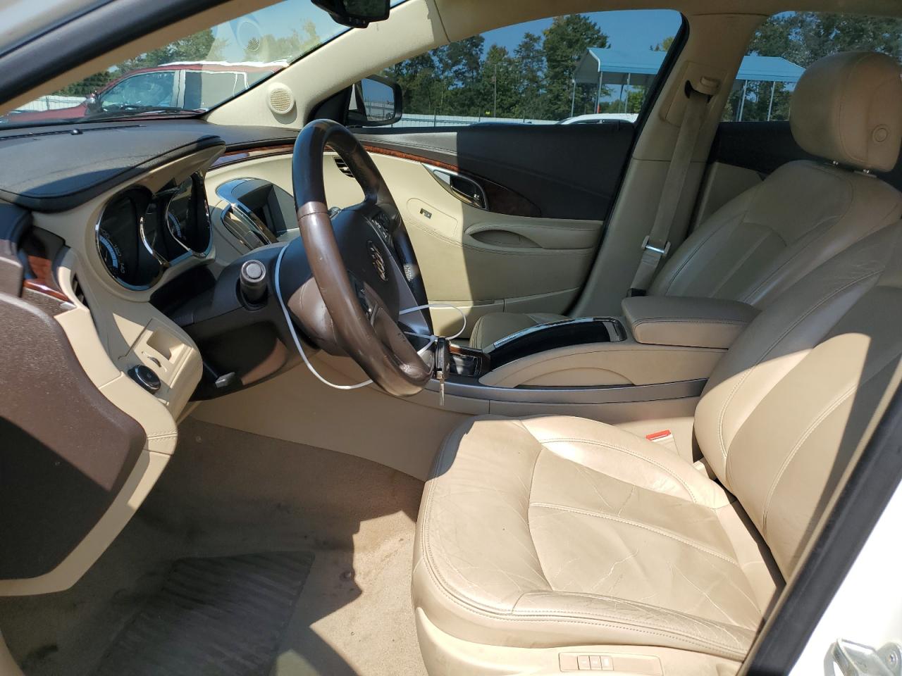 2011 Buick Lacrosse Cxl VIN: 1G4GC5EC2BF121680 Lot: 81018925
