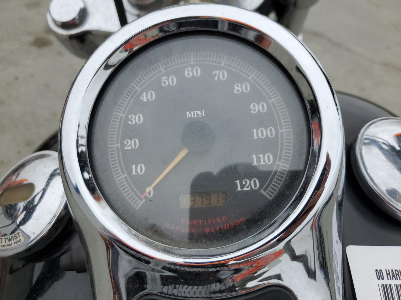 2000 Harley-Davidson Fxstd VIN: 1HD1BSY60YY069849 Lot: 83775785