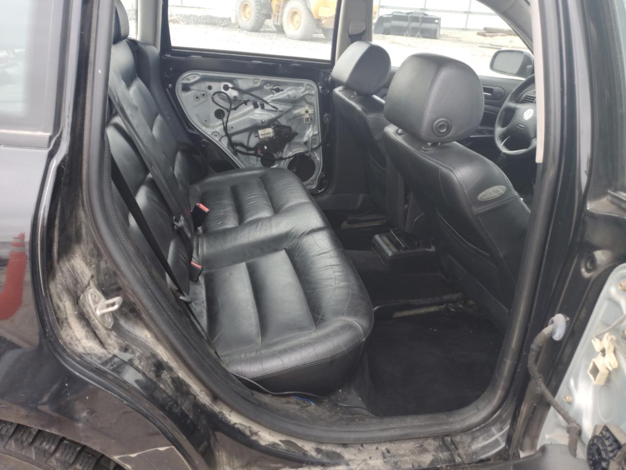 2000 Volkswagen Passat Gls VIN: WVWMA23B2YE130013 Lot: 80675785