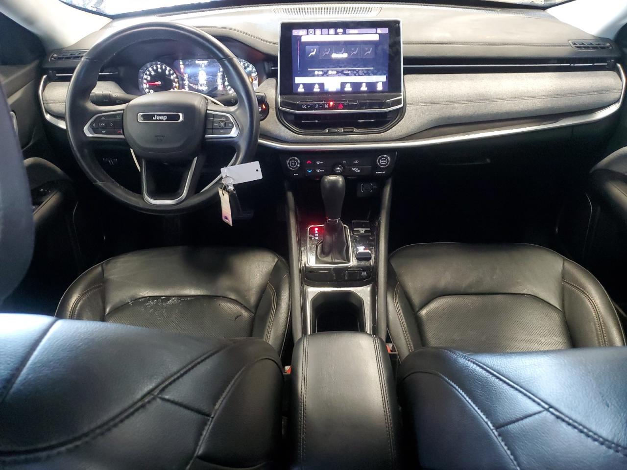 2022 Jeep Compass Latitude Lux VIN: 3C4NJDFB9NT219164 Lot: 84041575