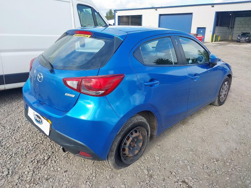2016 MAZDA 2 SE 