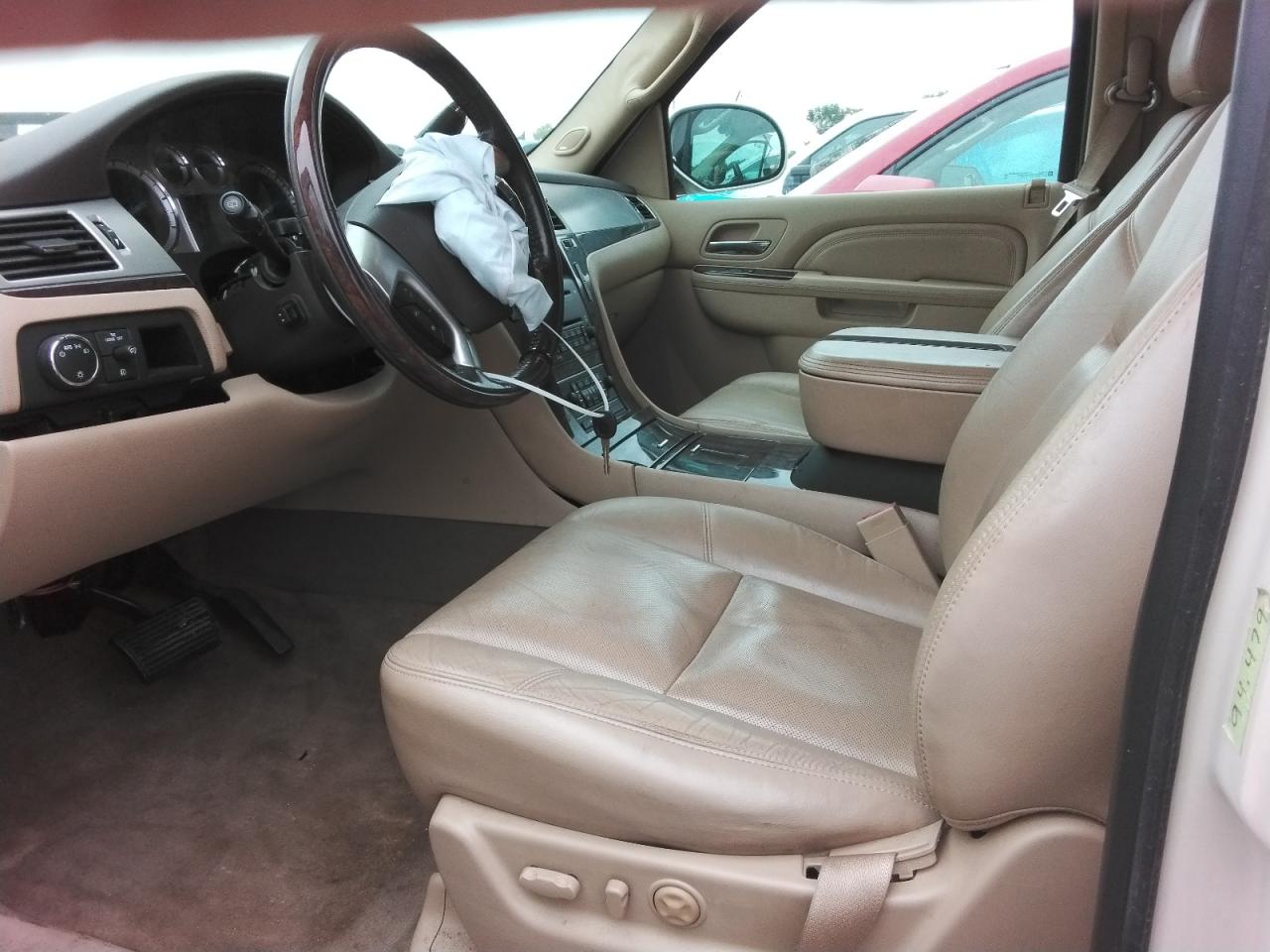 2010 Cadillac Escalade Esv Luxury VIN: 1GYUKHEF4AR263221 Lot: 68519285