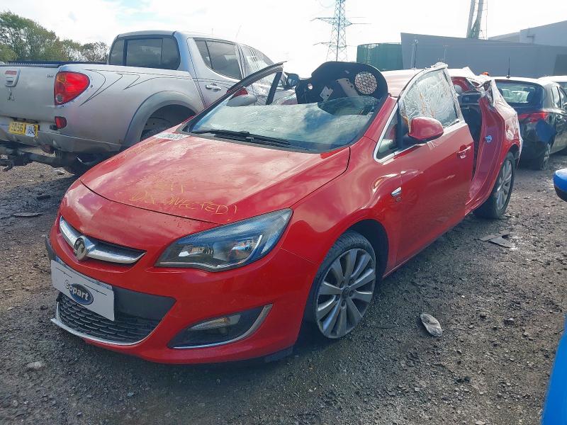 VAUXHALL ASTRA 2013
