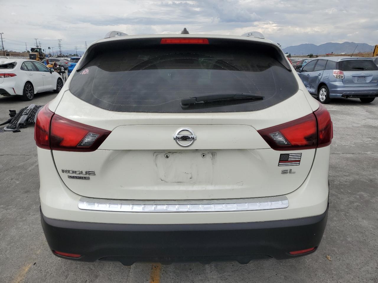 2017 Nissan Rogue Sport S VIN: JN1BJ1CP7HW003025 Lot: 81268545