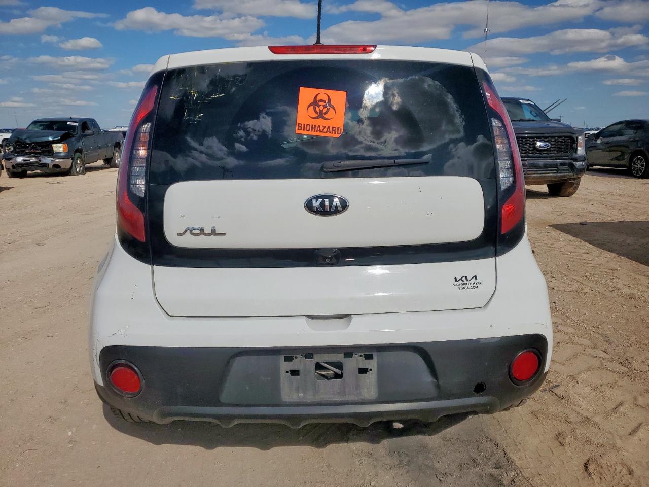 2018 Kia Soul VIN: KNDJN2A26J7896606 Lot: 81826445