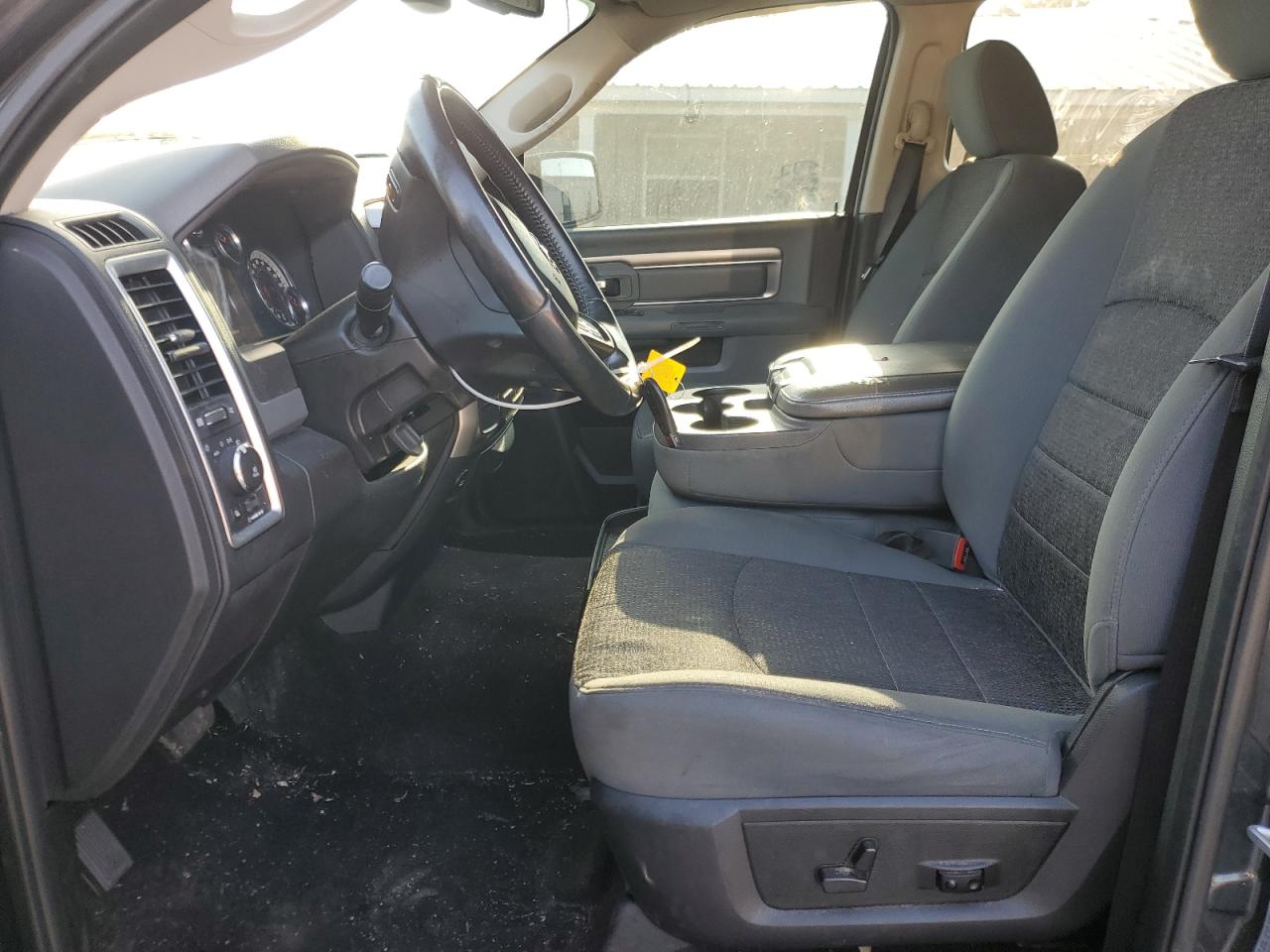 2016 Ram 1500 Slt VIN: 3C6RR6LT5GG370718 Lot: 71034735