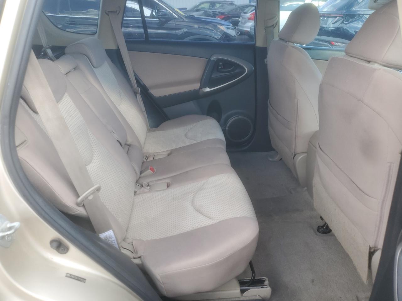 2007 Toyota Rav4 VIN: JTMBD33V775062143 Lot: 81819625