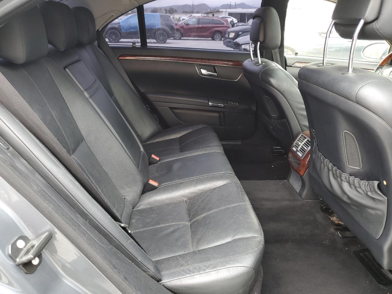 2008 Mercedes-Benz S 550 VIN: WDDNG71X08A192599 Lot: 81890415