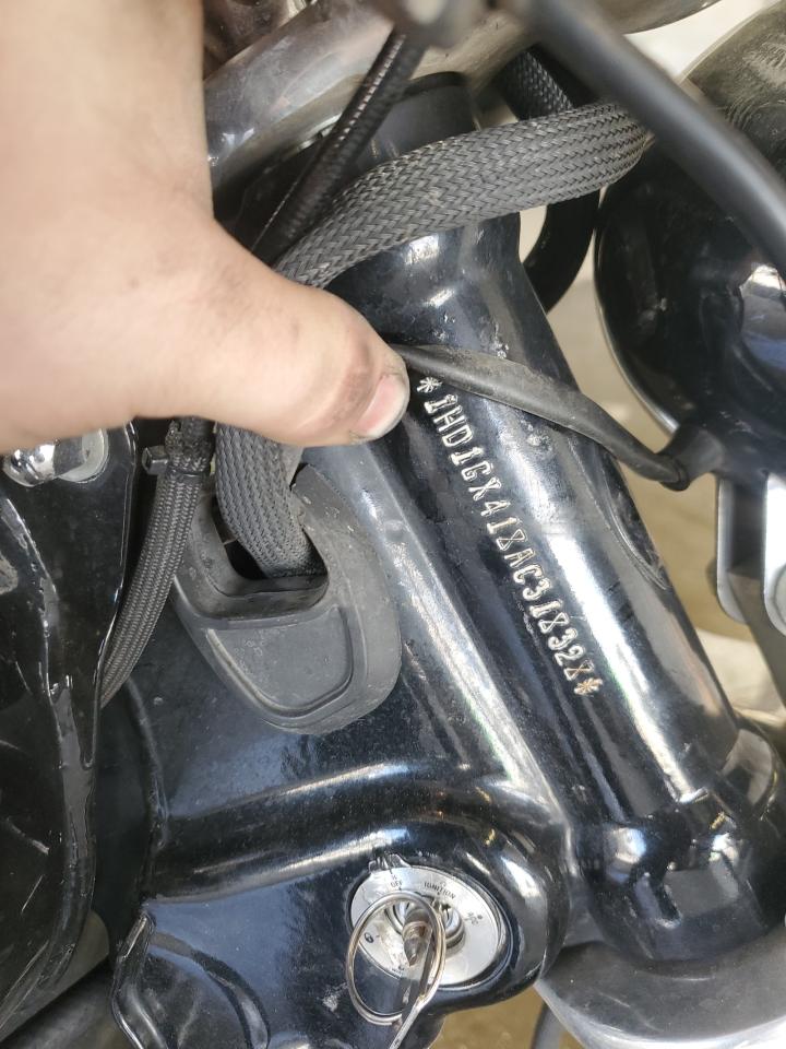 2010 Harley-Davidson Fxdb VIN: 1HD1GX418AC318328 Lot: 84253575