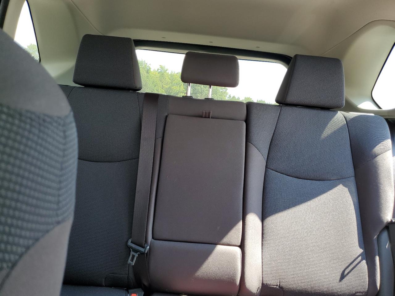 2021 Toyota Rav4 Le VIN: JTML6RFV2MD008294 Lot: 71410275