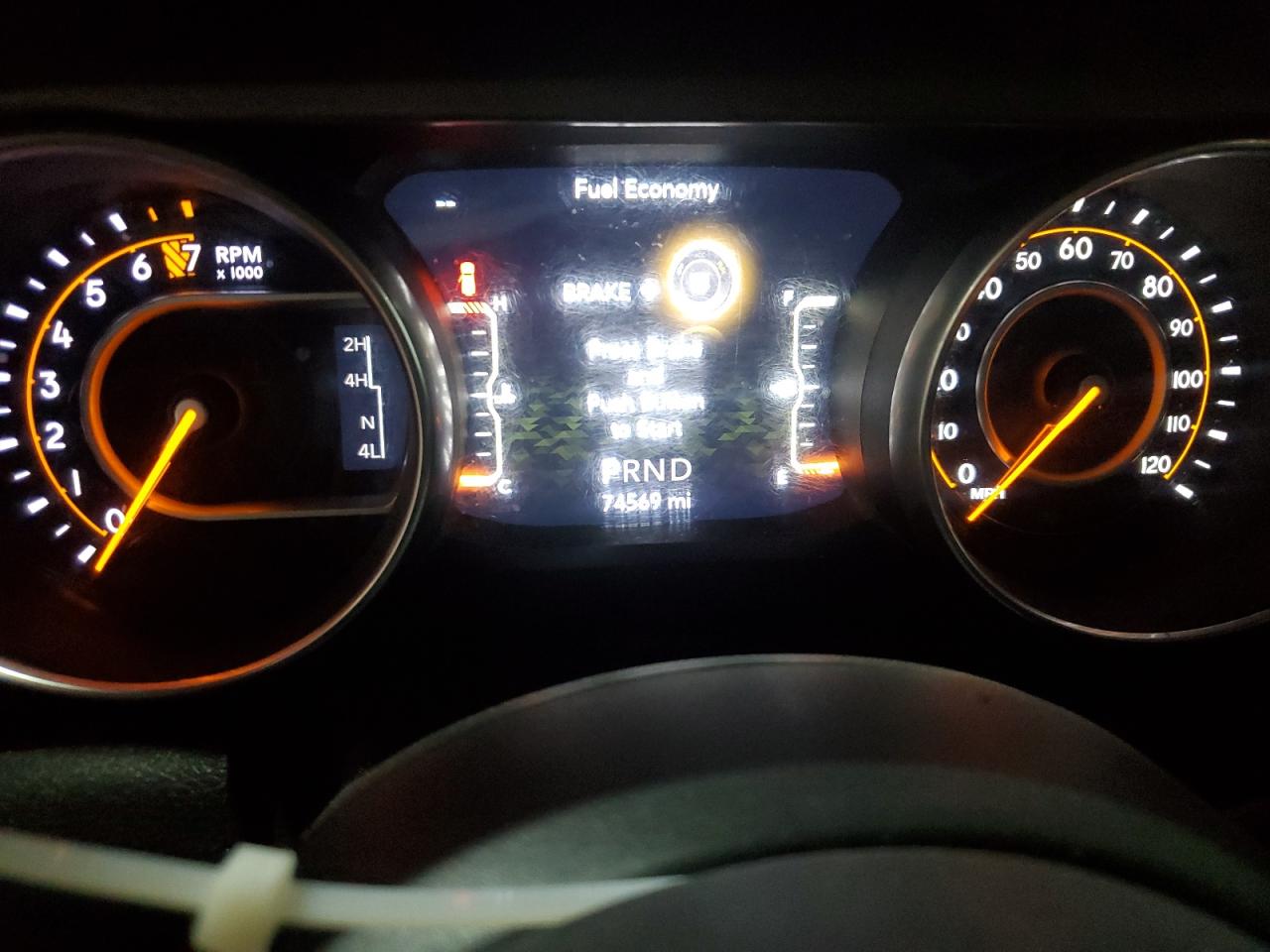 2018 Jeep Wrangler Unlimited Sport VIN: 1C4HJXDG2JW273231 Lot: 72015095