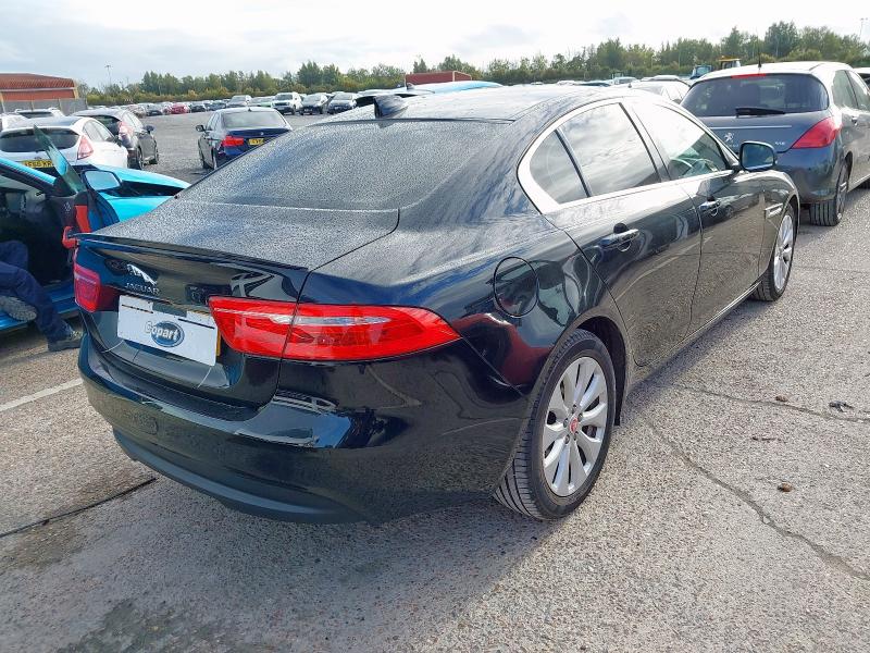 2017 JAGUAR XE PRESTIGE D AUTO 