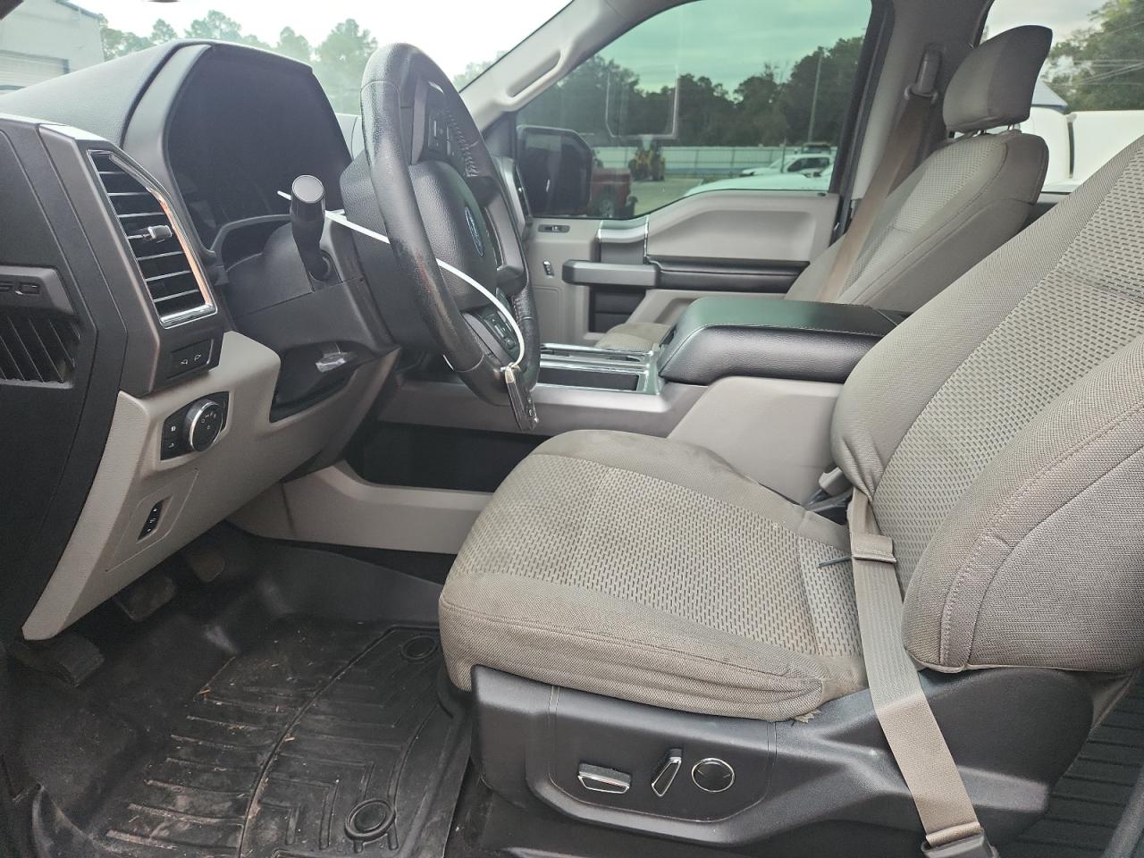 2016 Ford F150 Supercrew VIN: 1FTFW1EG8GKE00228 Lot: 83807055